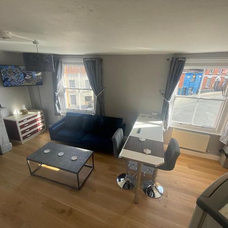 Brady'S Glastonbury Beautiful Pad Great Location! Εξωτερικό φωτογραφία