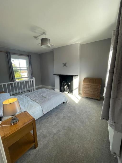 Brady'S Glastonbury Beautiful Pad Great Location! Εξωτερικό φωτογραφία
