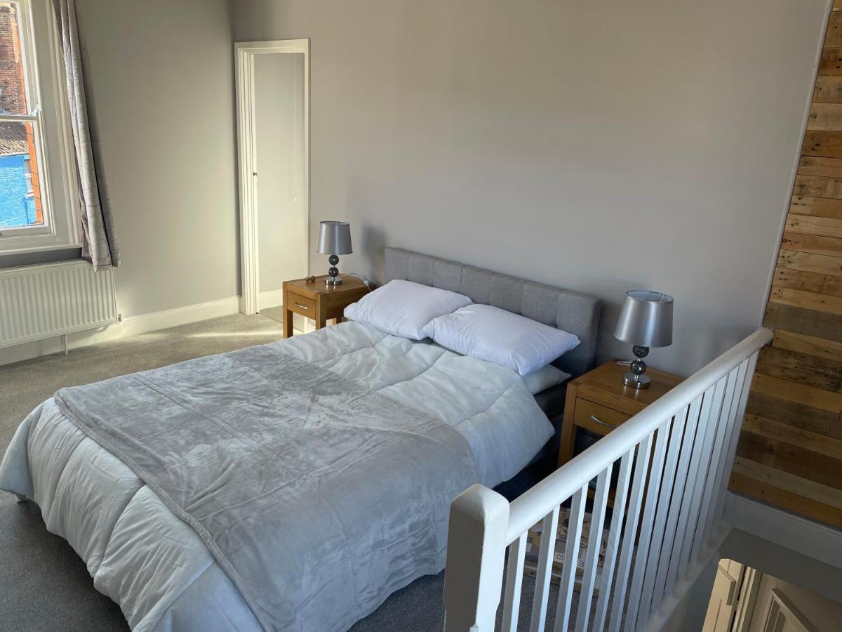 Brady'S Glastonbury Beautiful Pad Great Location! Εξωτερικό φωτογραφία