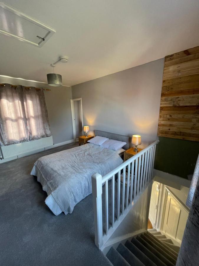Brady'S Glastonbury Beautiful Pad Great Location! Εξωτερικό φωτογραφία